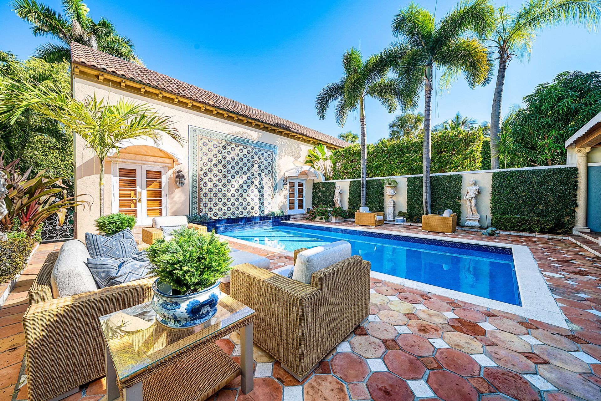 245 Brazilian Avenue, Palm Beach, FL 33480 Photo