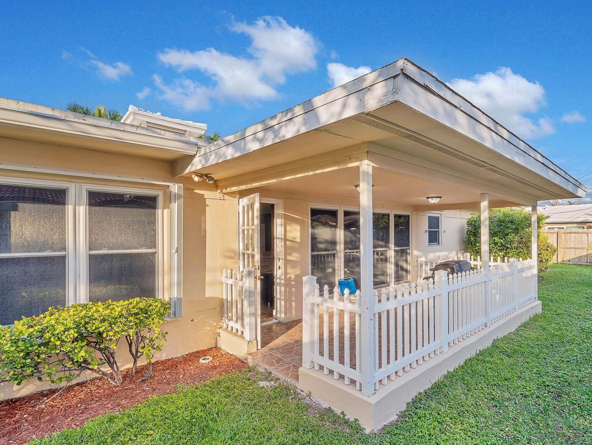 2750 SE 3rd Street, Pompano Beach, FL 33062 Photo