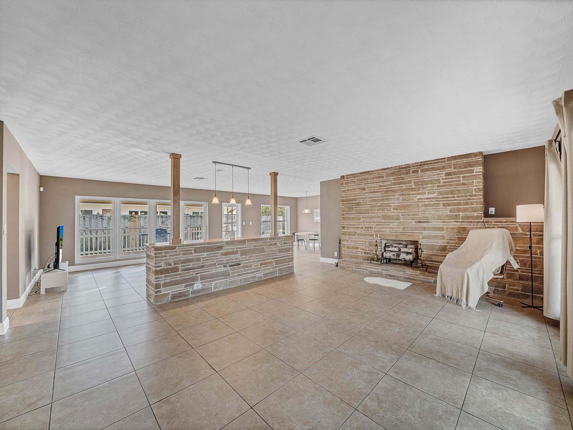 2750 SE 3rd Street, Pompano Beach, FL 33062 Photo