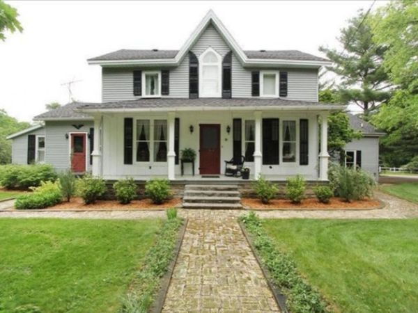 4819 Leonard Street, Coopersville, MI 49404