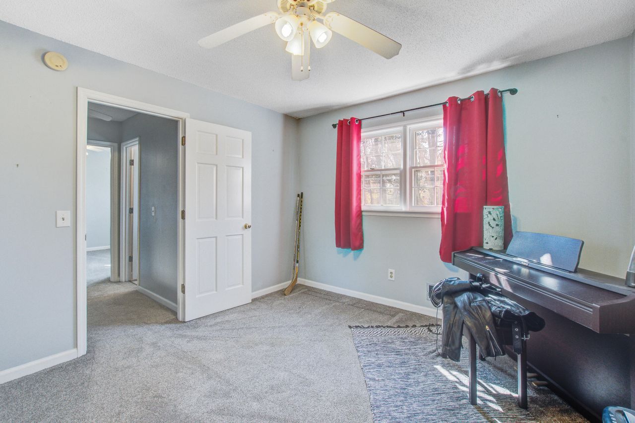 208 Fort Street Photo 26