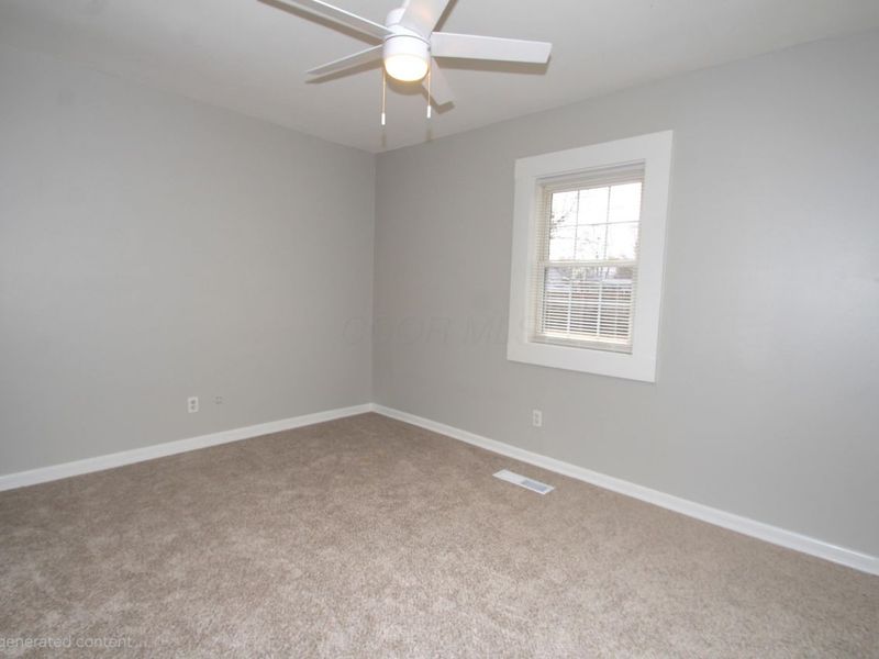 329 Weymouth Lane, Columbus, OH 43228 Photo 15