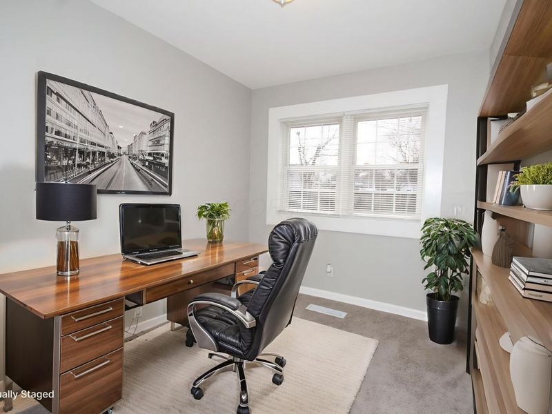 329 Weymouth Lane, Columbus, OH 43228 Photo 21