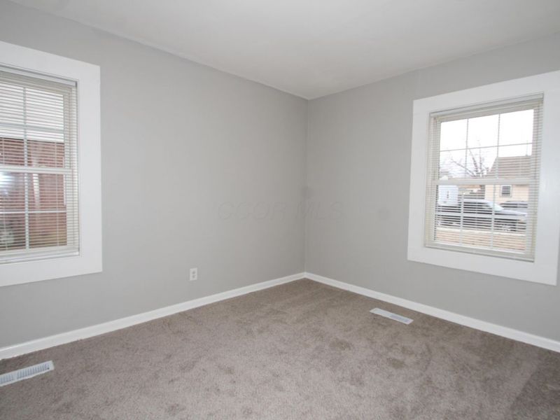 329 Weymouth Lane, Columbus, OH 43228 Photo 26