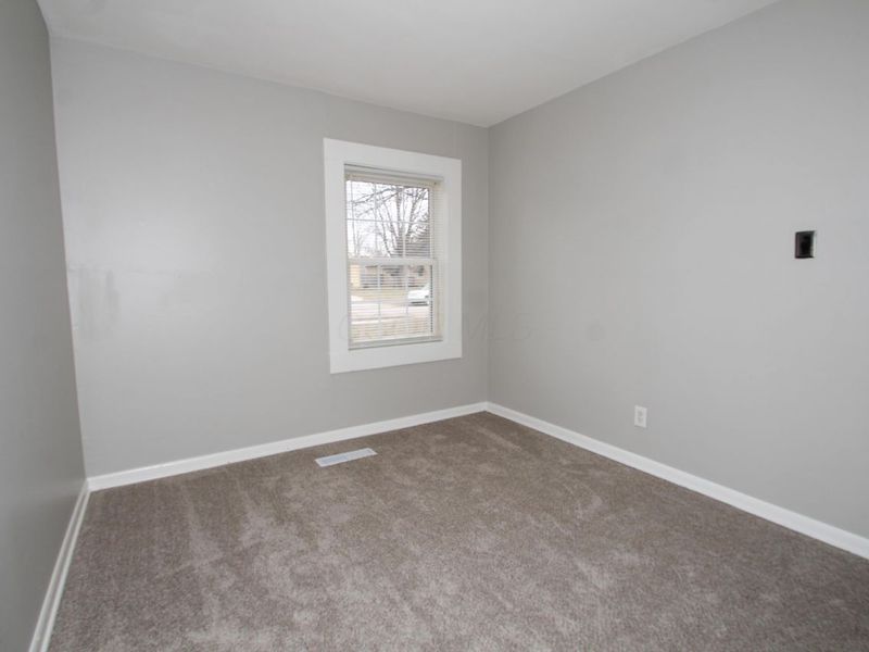 329 Weymouth Lane, Columbus, OH 43228 Photo 28