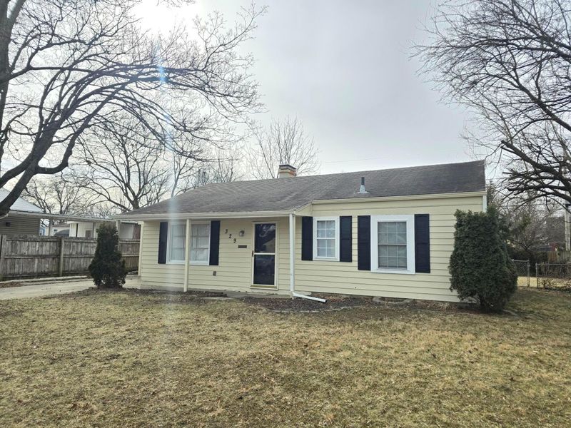 329 Weymouth Lane, Columbus, OH 43228 Photo 3