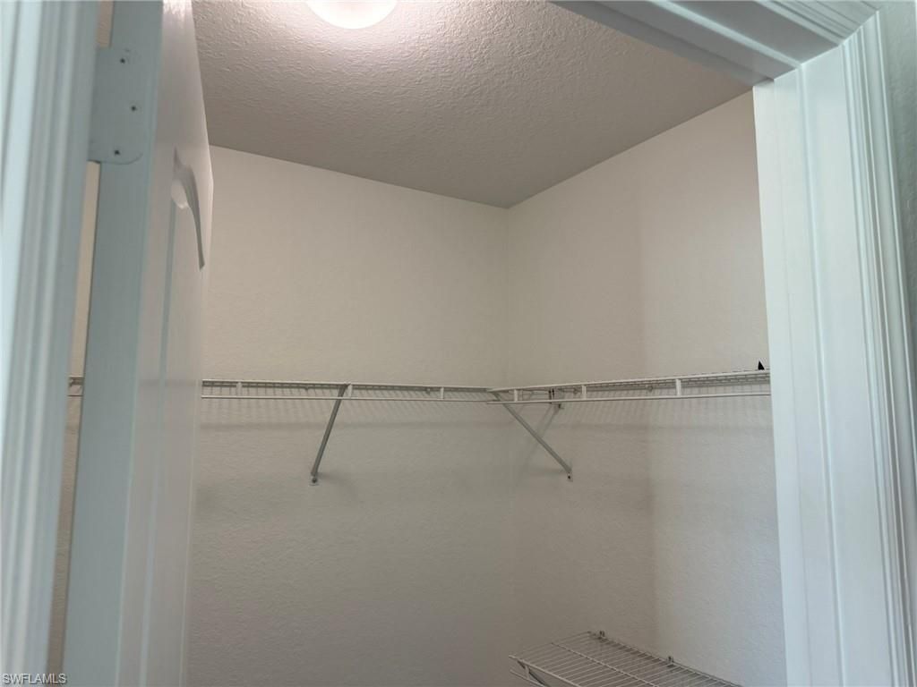 1376 Weeping Willow Ct, Cape Coral, FL 33909 Photo
