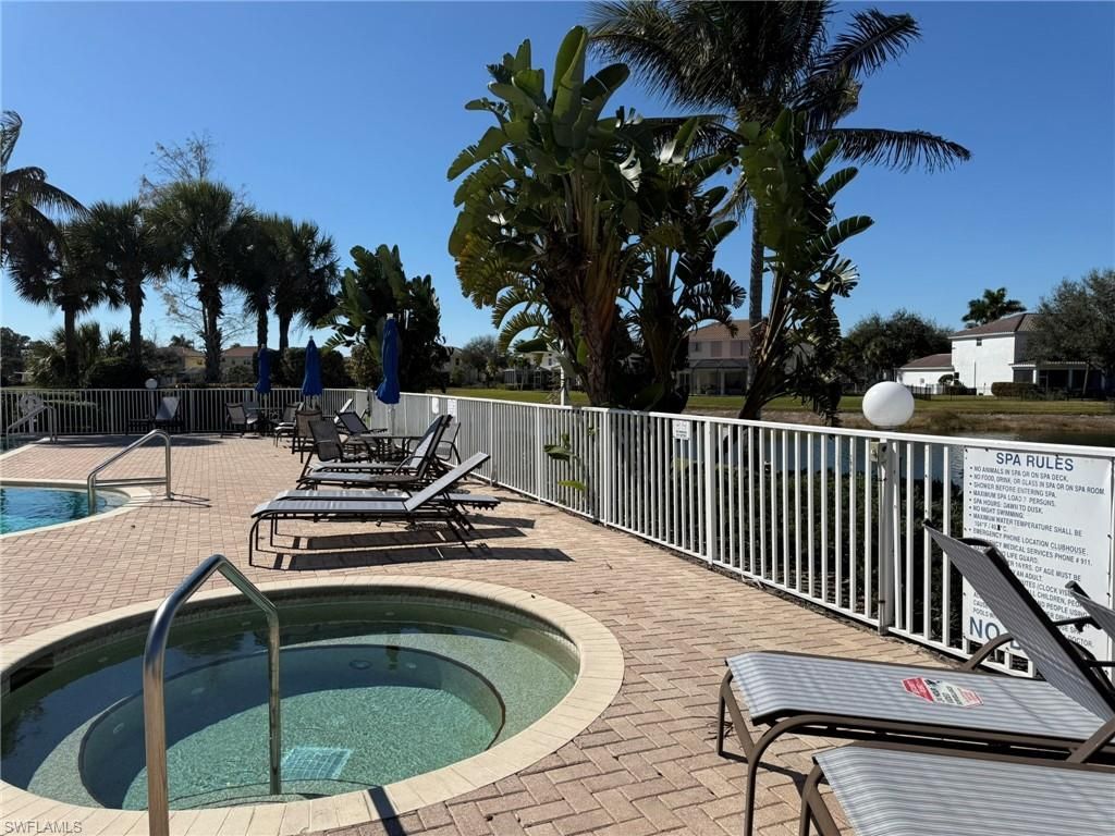 1376 Weeping Willow Ct, Cape Coral, FL 33909 Photo