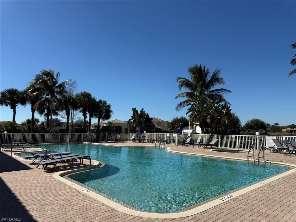1376 Weeping Willow Ct, Cape Coral, FL 33909 Photo