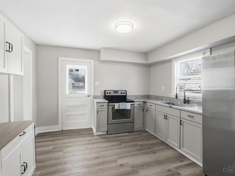 555 Spring Street, Williamsburg, OH 45176 Photo 10