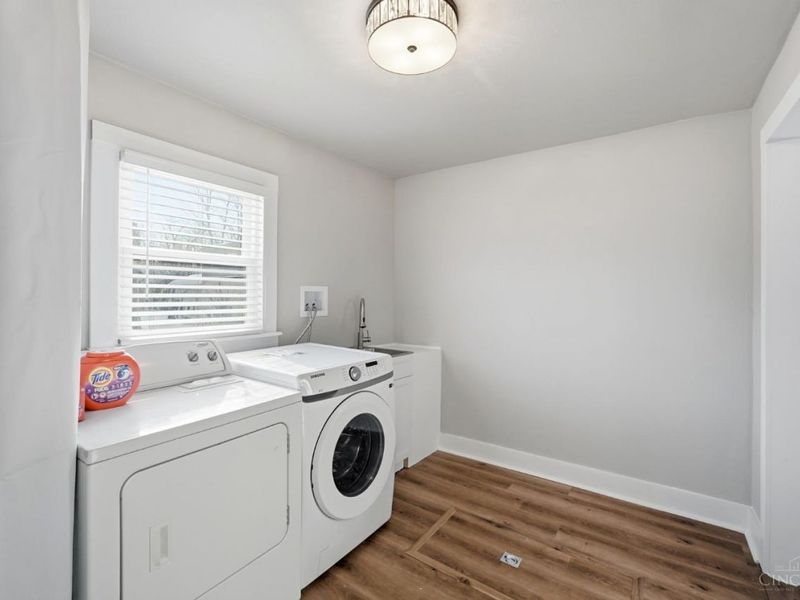 555 Spring Street, Williamsburg, OH 45176 Photo 16