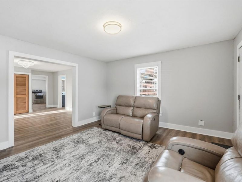 555 Spring Street, Williamsburg, OH 45176 Photo 5