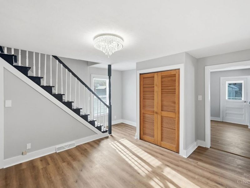 555 Spring Street, Williamsburg, OH 45176 Photo 9