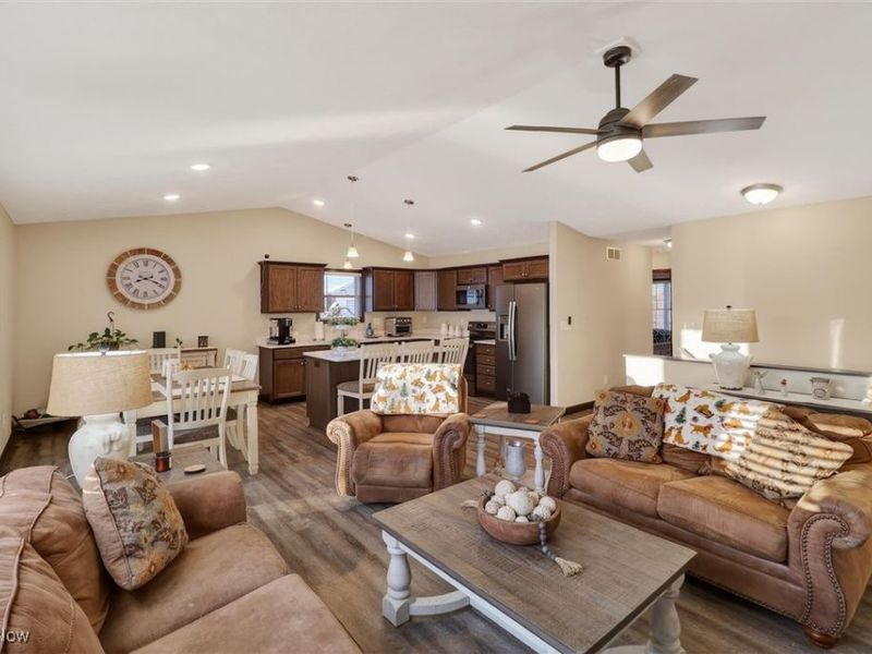 9389 Towpath Trail, Seville, OH 44273 Photo 13