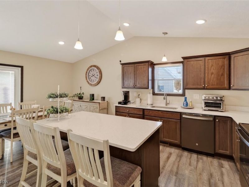 9389 Towpath Trail, Seville, OH 44273 Photo 15