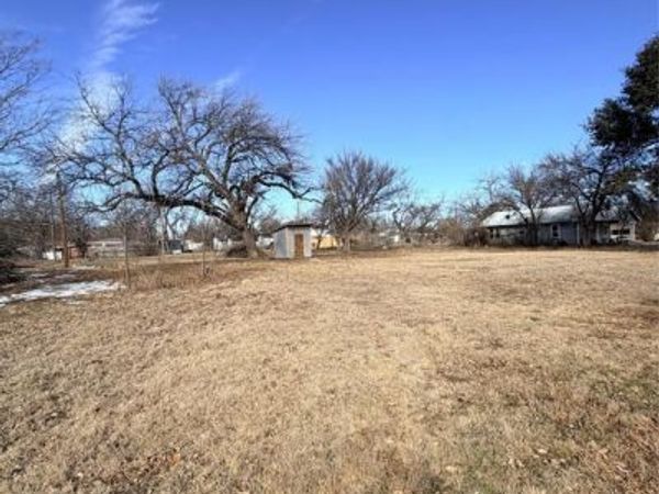 218 Cedar Street , Clyde, TX 79510