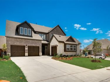 7935 Sarahville Drive, Dallas, TX 75252