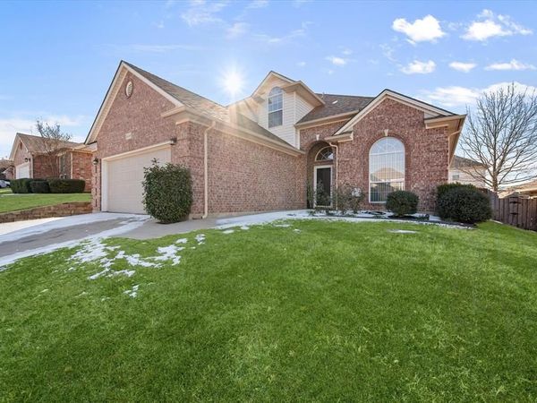 4840 Valley Springs Trail, Fort Worth, TX 76244