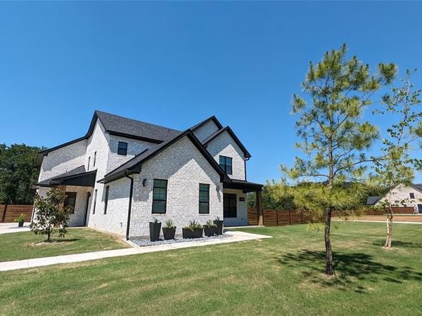 1805 Arthur, Denison, TX 75021