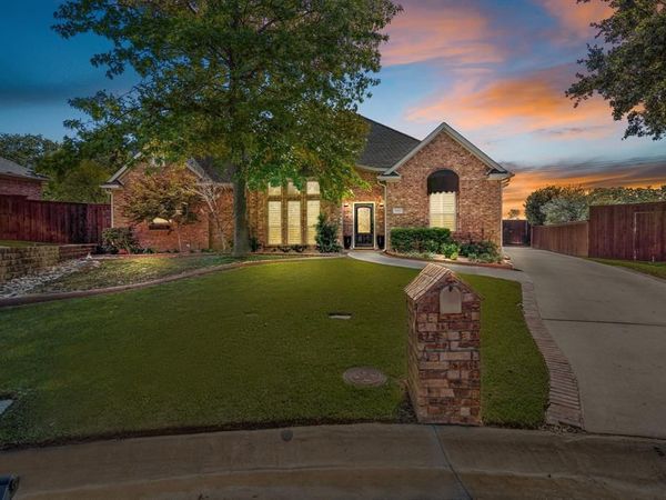 900 Ellison Park Circle, Denton, TX 76205