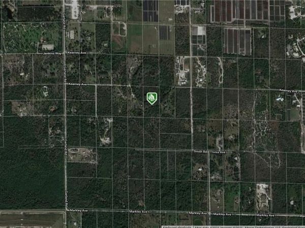 Kearney AVE, NAPLES, FL 34117