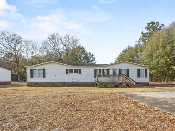 4675 General Howe Road, Riegelwood, NC 28456