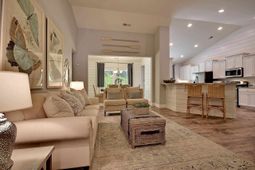 404 Sea Breeze Way photo 4