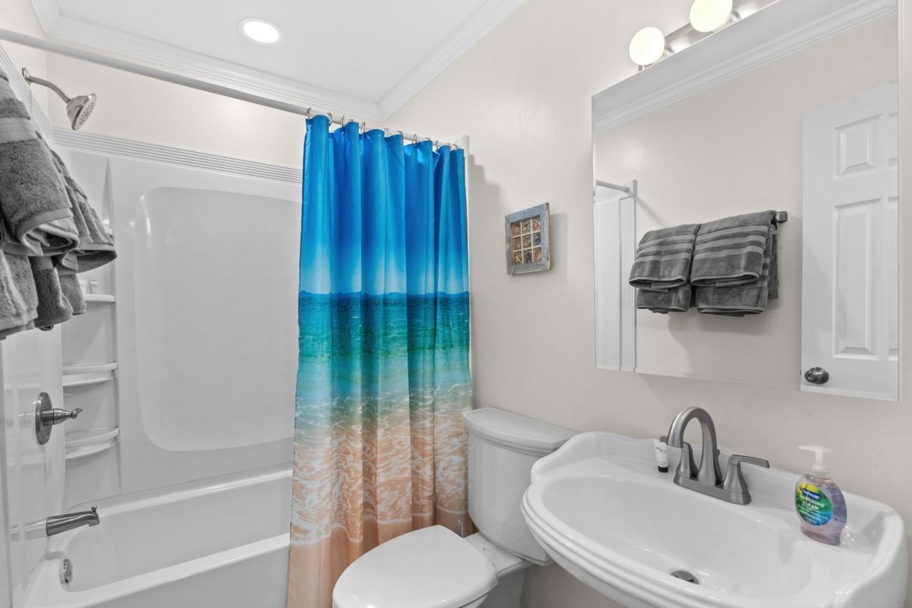 5601 N Ocean Blvd. Photo 21