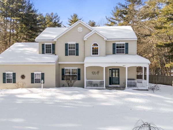 132 Hudson Pointe Boulevard, Queensbury, NY 12804