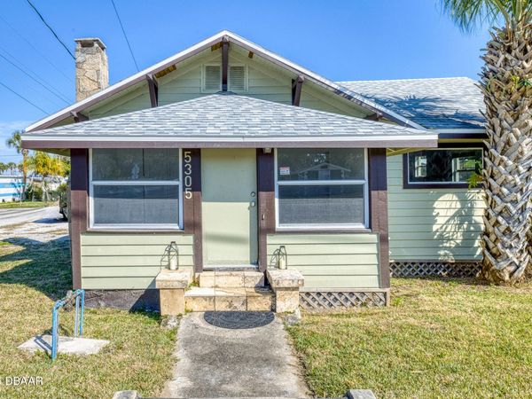 5305 S Ridgewood Avenue, Port Orange, FL 32127