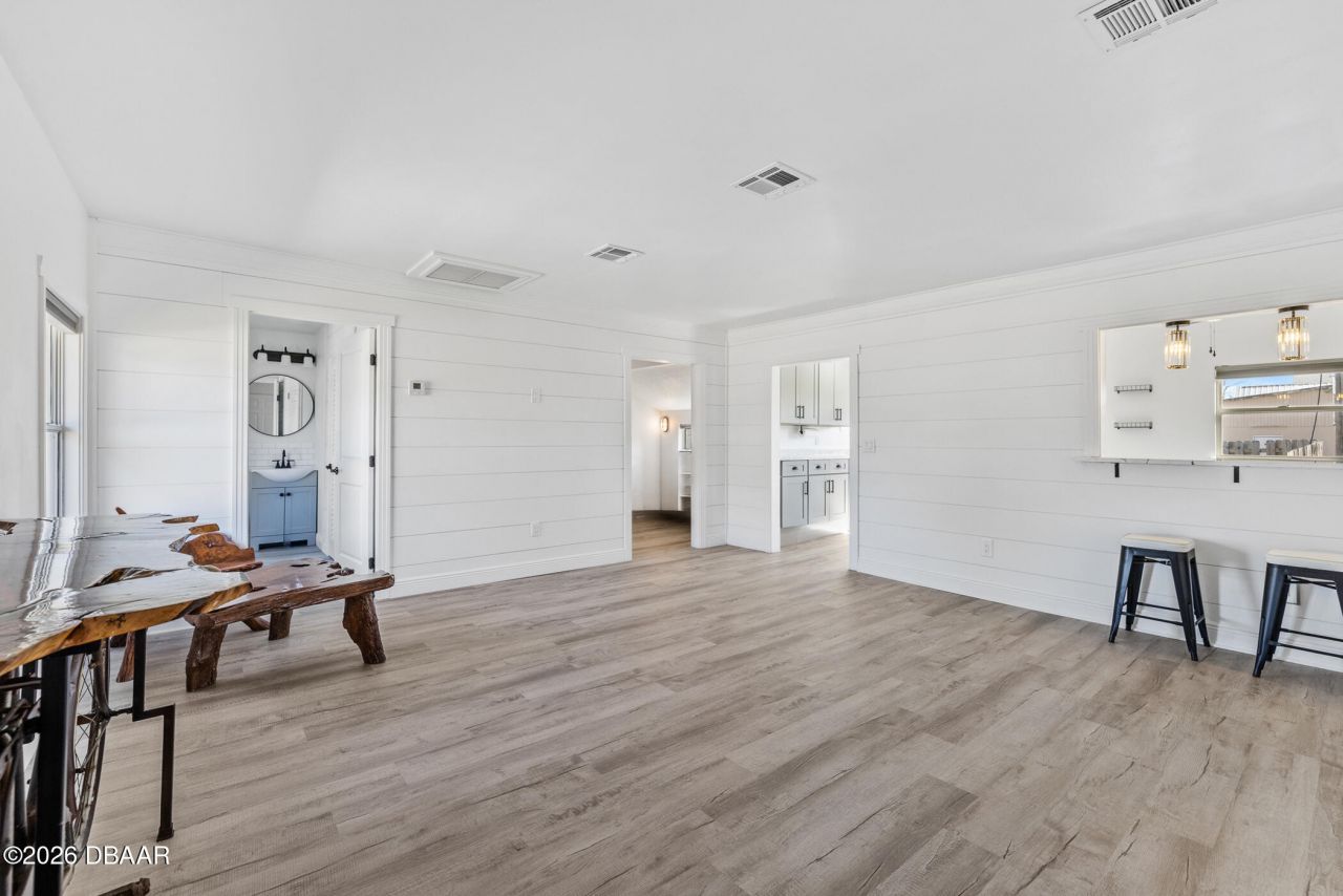 5305 S Ridgewood Avenue, Port Orange, FL 32127 Photo