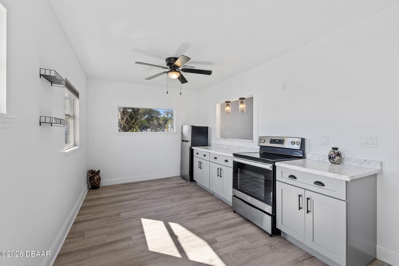 5305 S Ridgewood Avenue, Port Orange, FL 32127 Photo