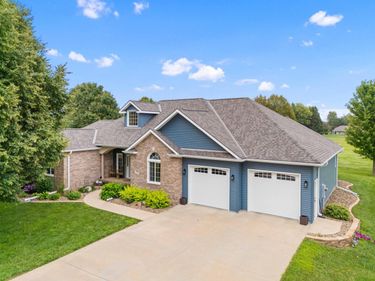 3020 COUNTRY CLUB Parkway, HARLAN, IA 51537