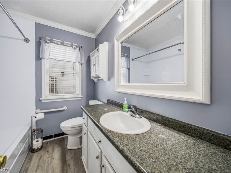 352 E 328th Street, Willowick, OH 44095 Photo 15