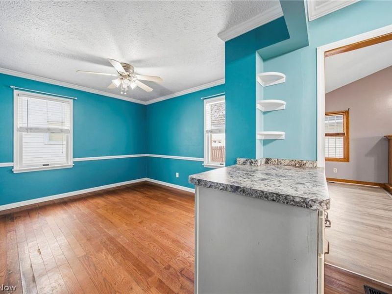 352 E 328th Street, Willowick, OH 44095 Photo 16