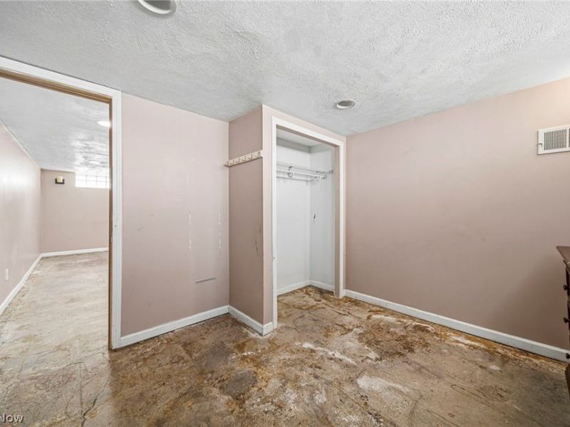 352 E 328th Street, Willowick, OH 44095 Photo 31