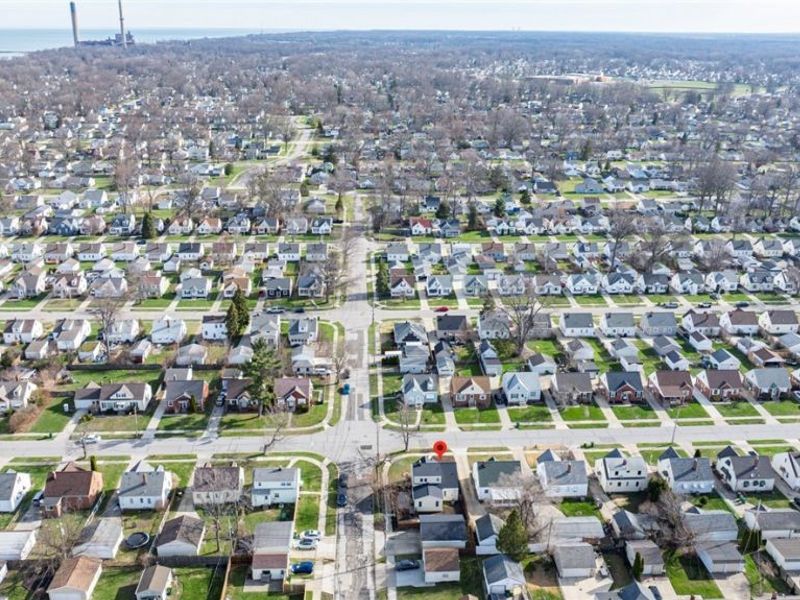 352 E 328th Street, Willowick, OH 44095 Photo 37