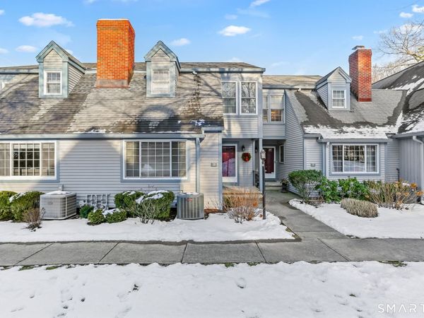 35 Balmaha, Unit 35, Fairfield, CT 06825