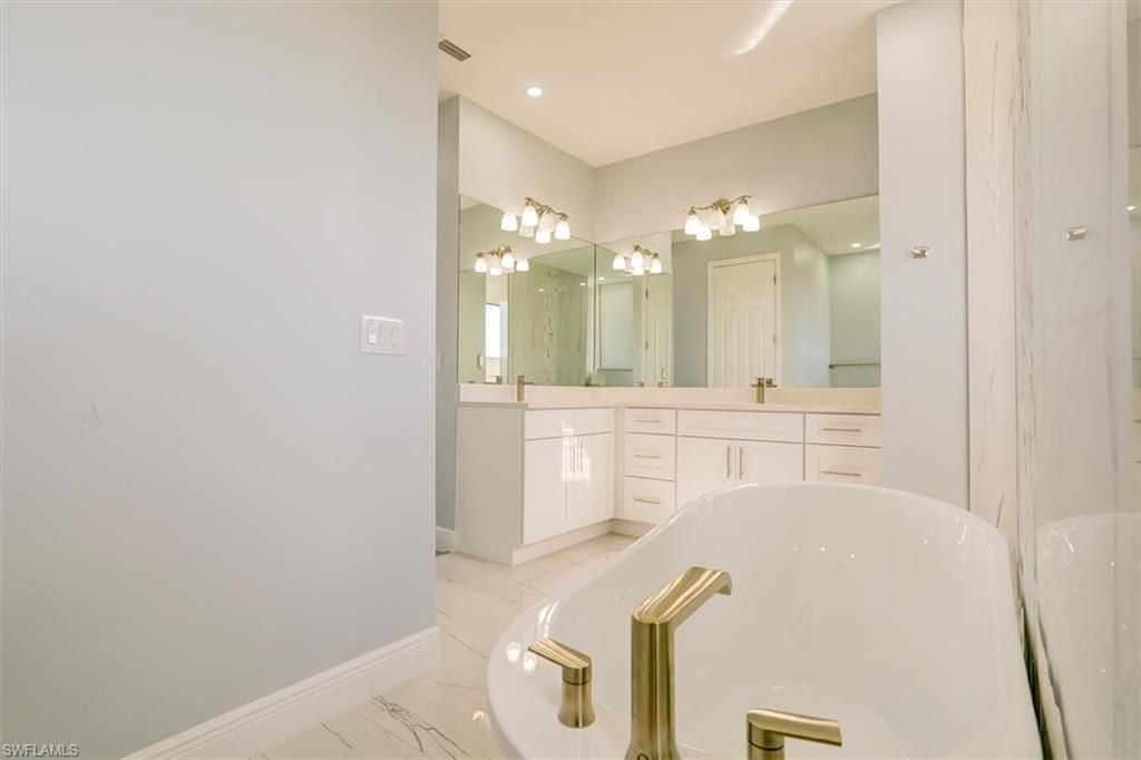 1032 NW 36th Pl , Cape Coral, FL 33993 Photo