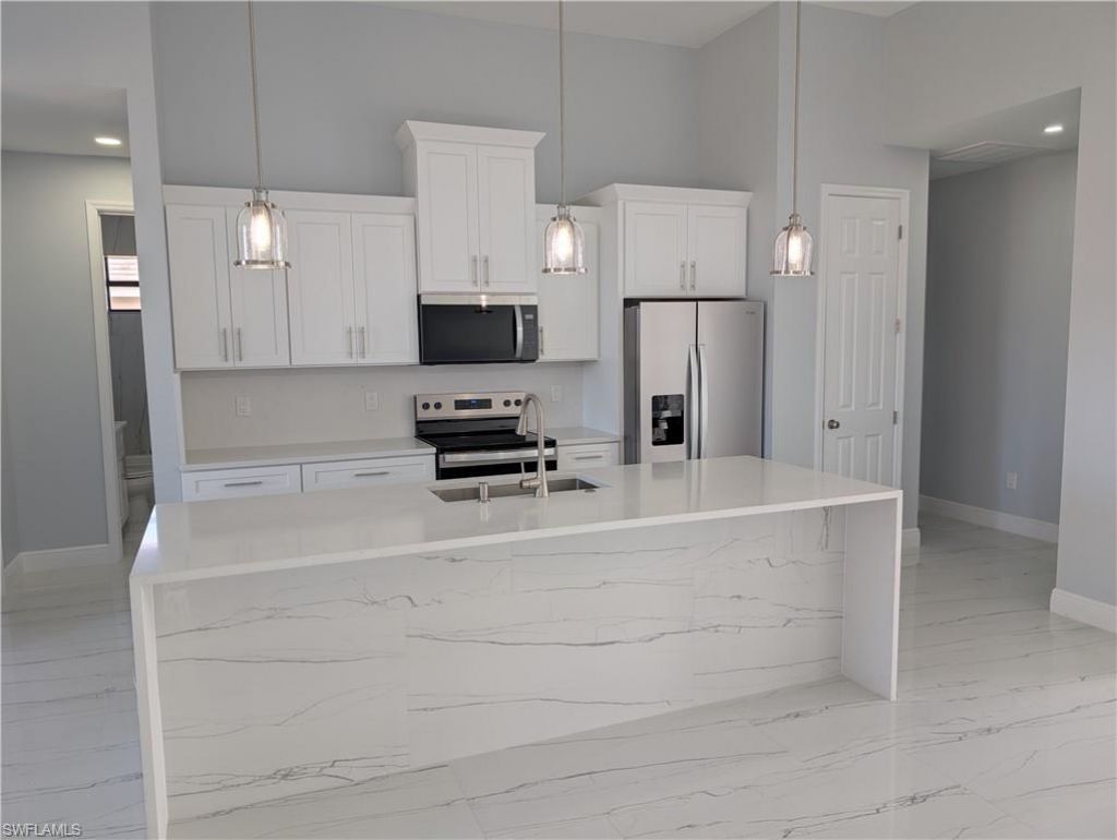 1032 NW 36th Pl , Cape Coral, FL 33993 Photo