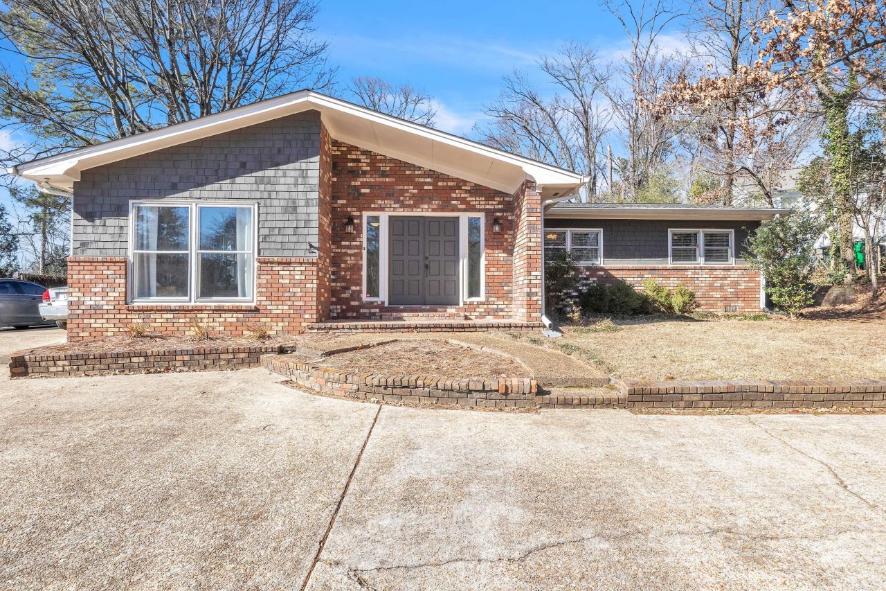 1611 Chickasaw Dr, Columbus, MS 39705 Main Photo