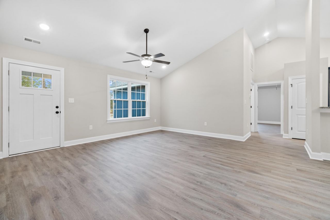 3960 Green Sea Rd. Photo 9