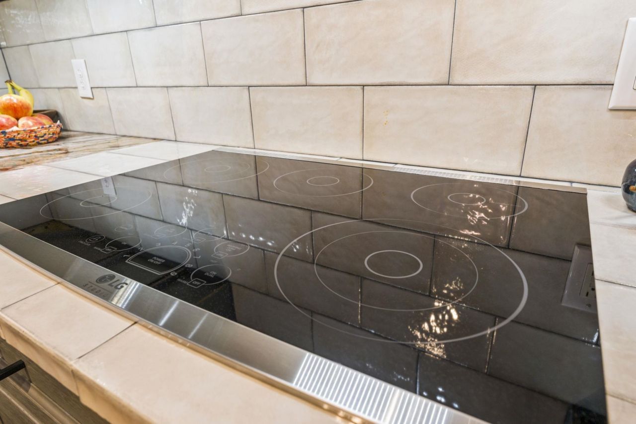 4823 Orchid Way Photo 13