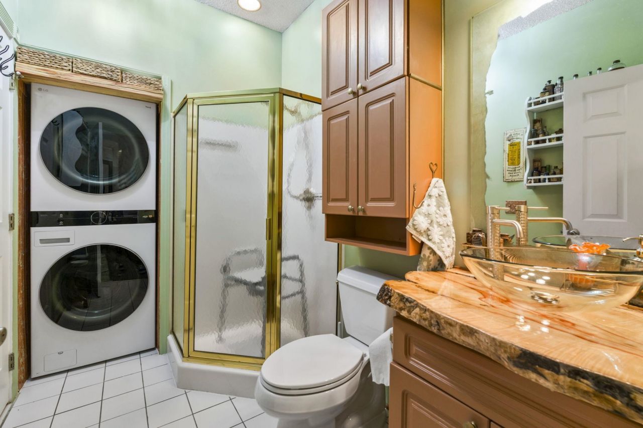 4823 Orchid Way Photo 17