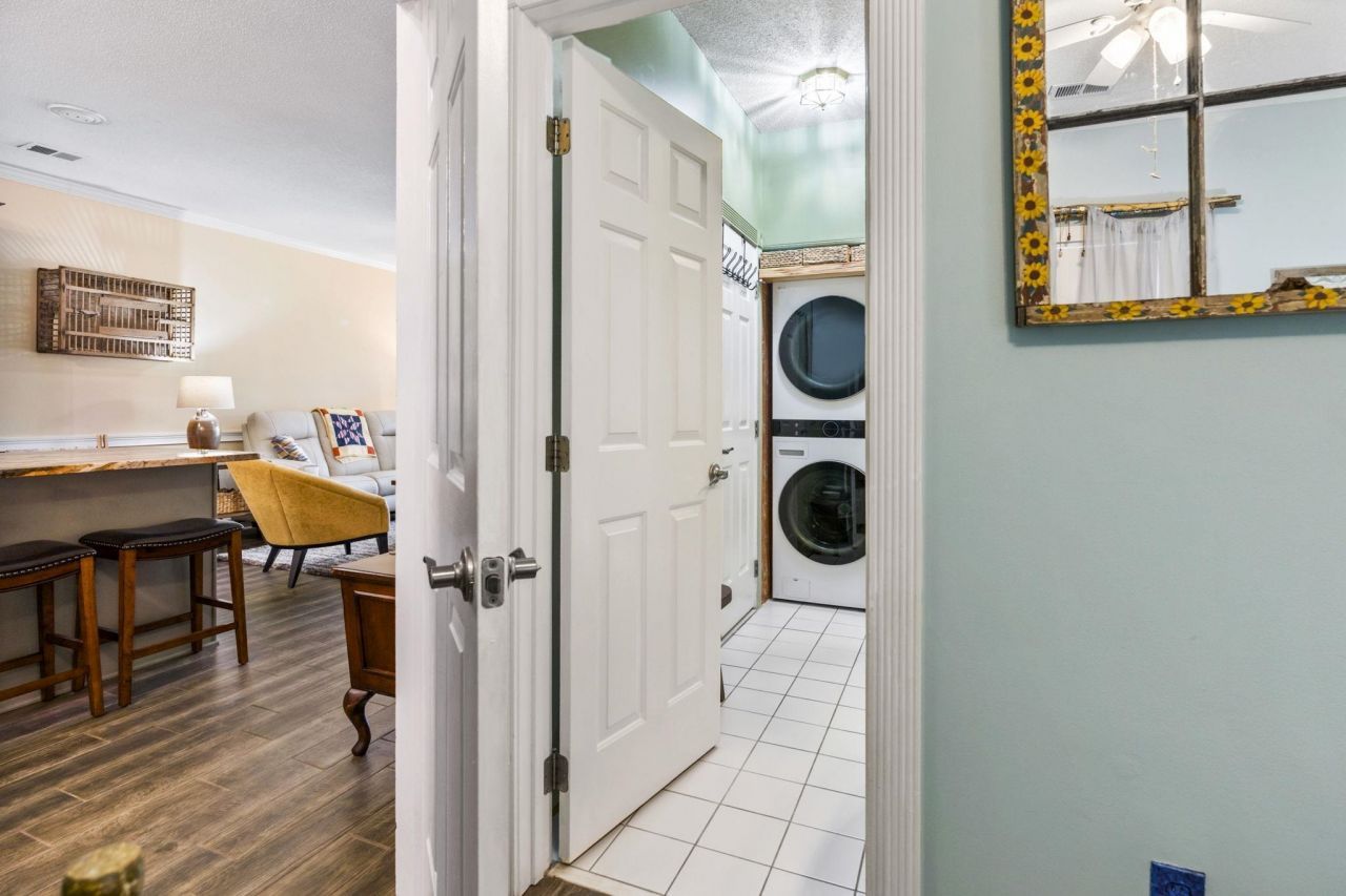 4823 Orchid Way Photo 18