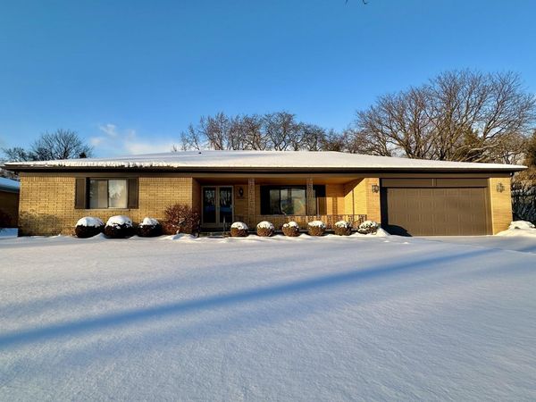 36744 Vargo, Livonia, MI 48152