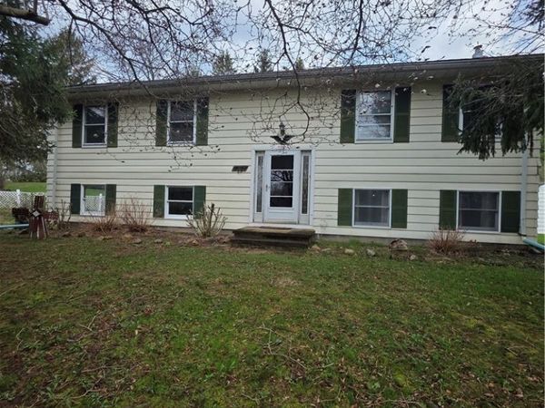 1267 Knickerbocker Circle, Ashtabula, OH 44004