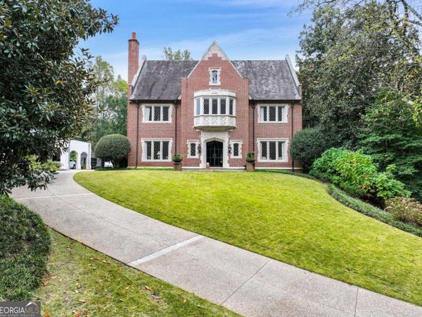 369 Pine Tree Drive NE, Atlanta, GA 30305