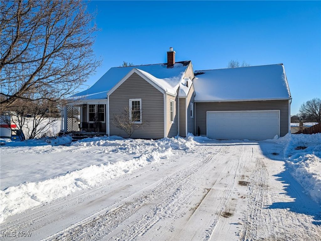 2036 E Main Street, Louisville, OH 44641 Main Photo