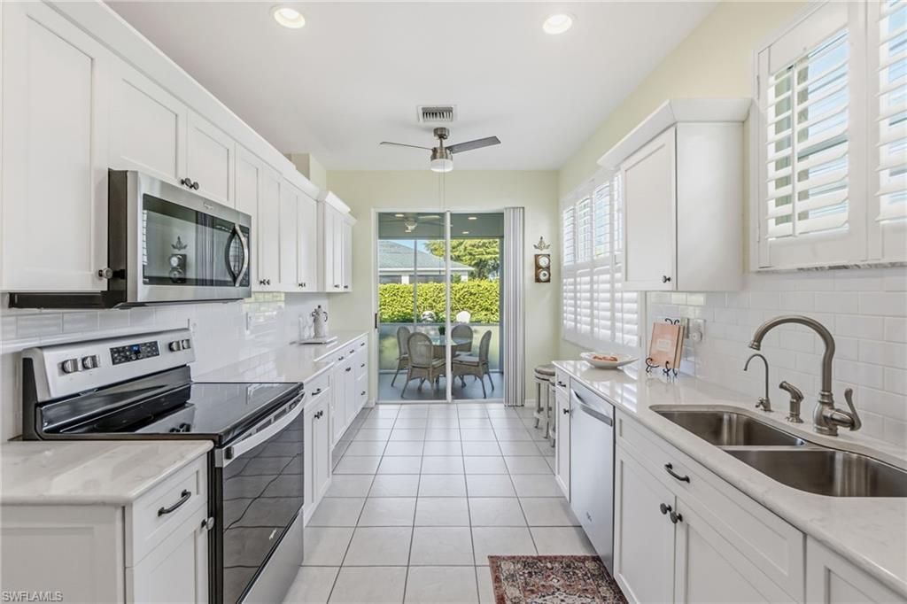 1777 Emerald Cove Cir, Cape Coral, FL 33991 Photo